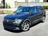 Used 2018 Volkswagen Tiguan SEL w/ R-Line Package image 2
