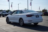 Used 2020 Volkswagen Jetta SE image 2