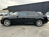 Used 2018 Chrysler 300 Limited image 4