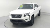 Used 2022 Nissan Frontier SV image 3