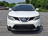 Used 2018 Nissan Rogue Sport S image 2