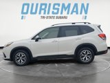 Used 2022 Subaru Forester Premium image 3