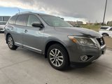 Used 2015 Nissan Pathfinder SL w/ SL Tech Package image 2