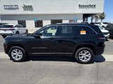 Certified 2023 Jeep Grand Cherokee Limited image 2