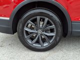 Certified 2022 Volkswagen Tiguan SE image 4