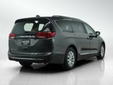 Used 2018 Chrysler Pacifica Touring-L Plus image 5