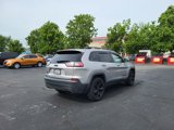Used 2020 Jeep Cherokee Latitude Plus image 3