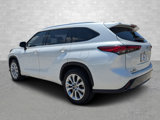 Used 2023 Toyota Highlander Limited image 4