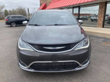 Used 2018 Chrysler Pacifica Limited w/ Tire & Wheel Group image 5