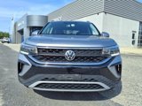 Used 2022 Volkswagen Taos SE image 2
