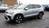 New 2025 Volkswagen Taos SE image 2