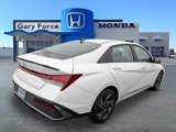 Used 2025 Hyundai Elantra Sport image 2