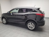 Used 2018 Nissan Rogue Sport SV image 3