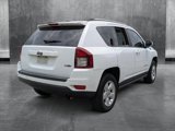 Used 2017 Jeep Compass Latitude image 5