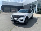 Used 2021 Ford Explorer XLT w/ Equipment Group 202A image 3