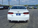 Used 2023 Toyota Camry SE image 4