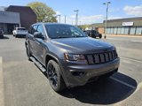 Used 2019 Jeep Grand Cherokee Altitude image 3