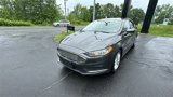 Used 2018 Ford Fusion SE image 2