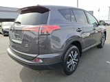 Used 2018 Toyota RAV4 LE image 4