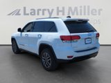 Certified 2020 Jeep Grand Cherokee Limited w/ Luxury Group II image 3