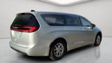 Used 2023 Chrysler Pacifica Touring-L image 3