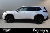 Used 2023 Nissan Rogue SV image 4