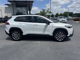 Used 2025 Toyota Corolla Cross XLE image 2