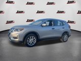 Used 2018 Nissan Rogue S image 2