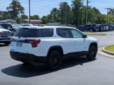 Used 2023 GMC Acadia SLE w/ Driver Convenience Package image 5