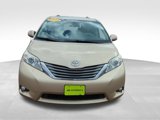 Used 2013 Toyota Sienna image 3