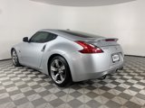 Used 2009 Nissan 370Z Touring image 3