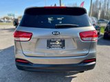 Used 2016 Kia Sorento FWD image 4