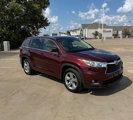Used 2015 Toyota Highlander Limited image 2