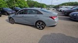 Used 2023 Hyundai Elantra SEL w/ Convenience Package image 4
