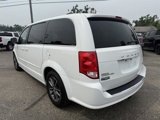 Used 2017 Dodge Grand Caravan SXT image 6