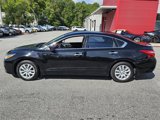 Used 2017 Nissan Altima 2.5 S image 2