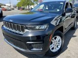 Used 2023 Jeep Grand Cherokee Laredo w/ Luxury Tech Group I image 3