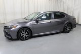 Used 2022 Toyota Camry SE image 3