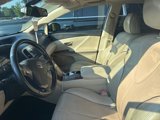 Used 2012 Toyota Venza Limited image 3