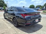 Used 2022 Hyundai Elantra SEL image 3