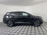 Used 2023 Kia Sportage LX image 3