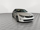 Used 2016 Kia Optima LX image 2