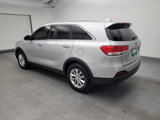 Used 2016 Kia Sorento LX w/ LX Convenience Package image 3