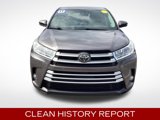 Used 2017 Toyota Highlander Plus image 2