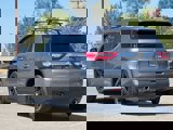 Used 2018 Chevrolet Traverse LT image 3