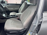 Used 2017 Hyundai Sonata SE image 6