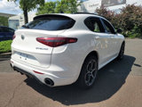 Used 2022 Alfa Romeo Stelvio Veloce image 2