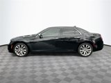 Used 2018 Chrysler 300 Limited w/ Safetytec Plus Group image 4
