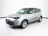 Used 2023 Kia Soul LX w/ LX Technology Package image 3