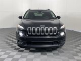 Used 2017 Jeep Cherokee Sport image 3